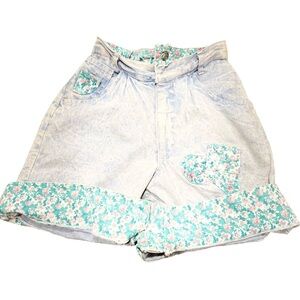 MPG Jeans Light Blue Shorts with Floral Trim size 3